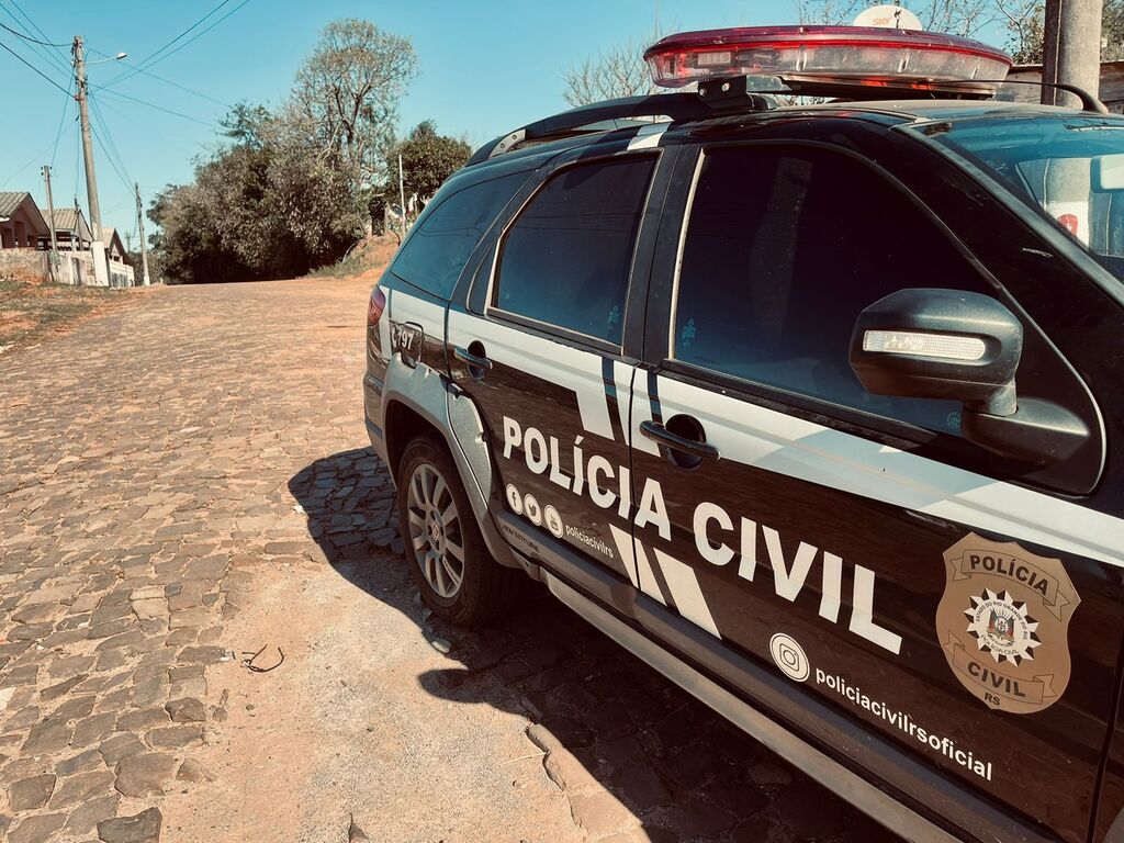 título imagem Mulher é presa por lesão corporal e violência sexual em cidade da região