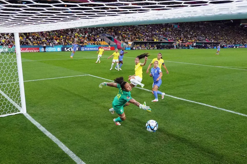 título imagem França vence o Brasil e vira líder do Grupo F