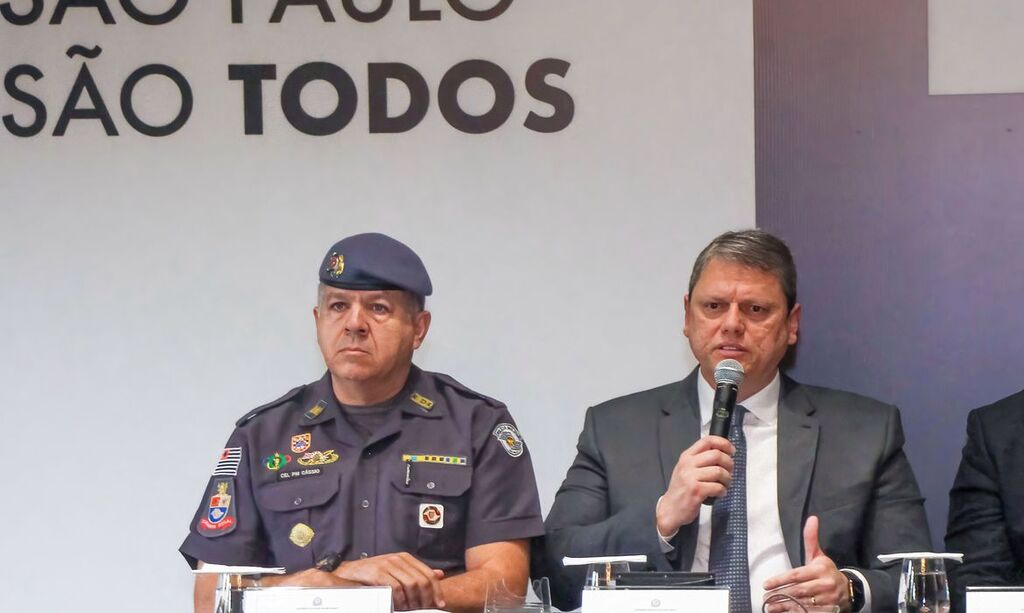 Foto: Josué Emidio (Governo de São Paulo) - Governador de São Paulo, Tarcísio de Freitas, e integrantes da Segurança Pública fizeram balanço da Operação Escudo na manhã desta segunda-feira