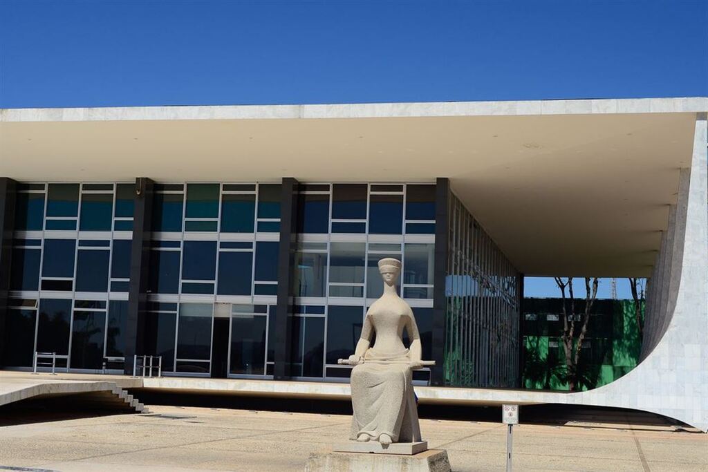 STF retoma julgamento sobre descriminalização do porte de drogas