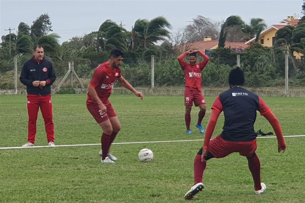 Inter-SM confirma amistoso contra o São Luiz em Ijuí Inter-SM confirma amistoso contra o São Luiz em Ijuí