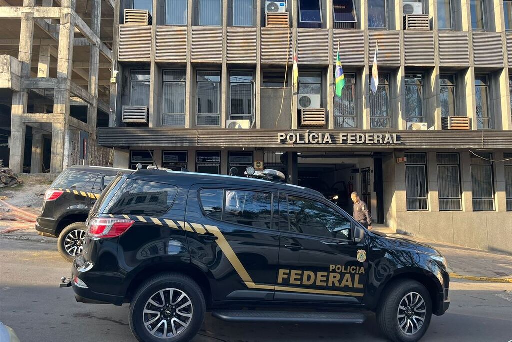 título imagem Polícia Federal realiza operação contra grupo envolvido com tráfico de drogas sintéticas em Santa Maria