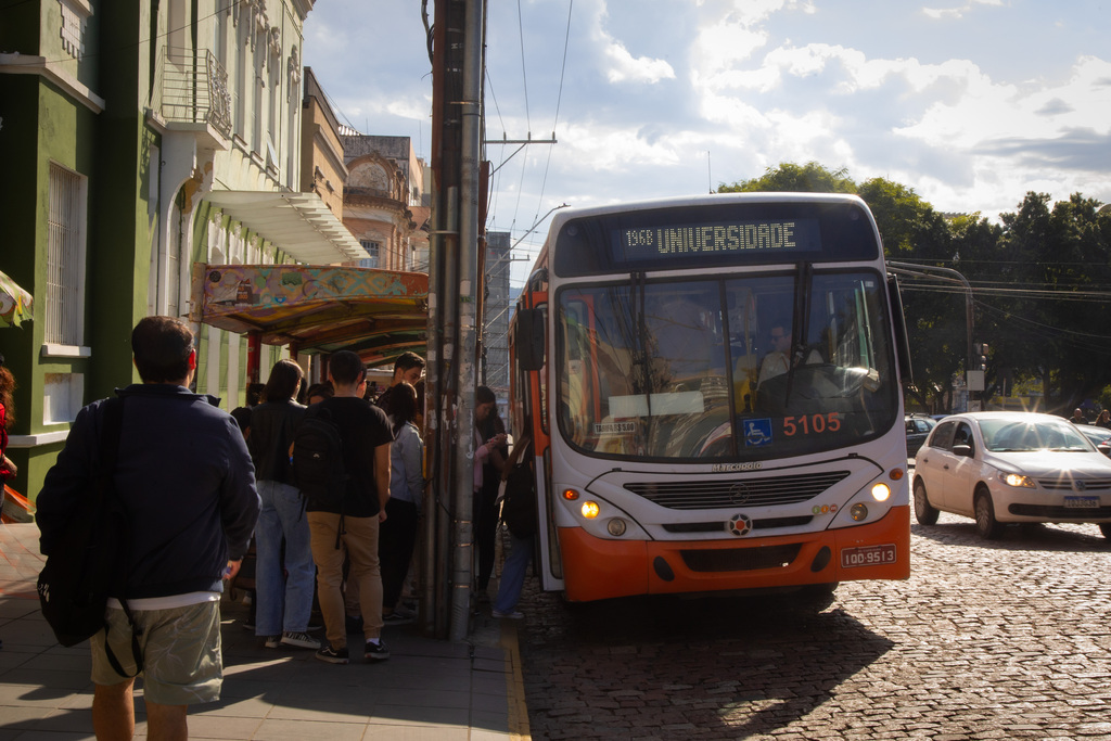 título imagem ATU solicita aumento da tarifa do transporte coletivo; prefeitura deve subsídios desde junho deste ano