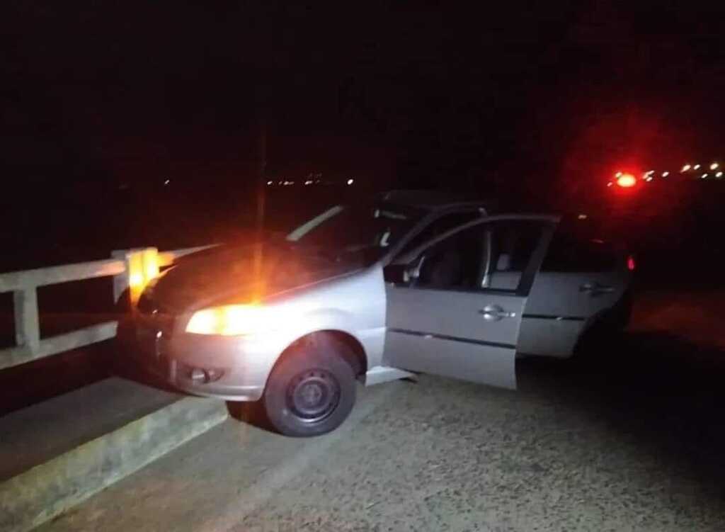 Após sofrer mal súbito, motorista colide com mureta de ponte sobre o Rio Jacuí