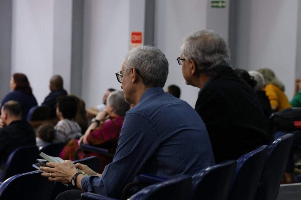 título imagem Com recorde de participação, vencedores do 46º Concurso Literário Felippe D’Oliveira são premiados em cerimônia no Legislativo