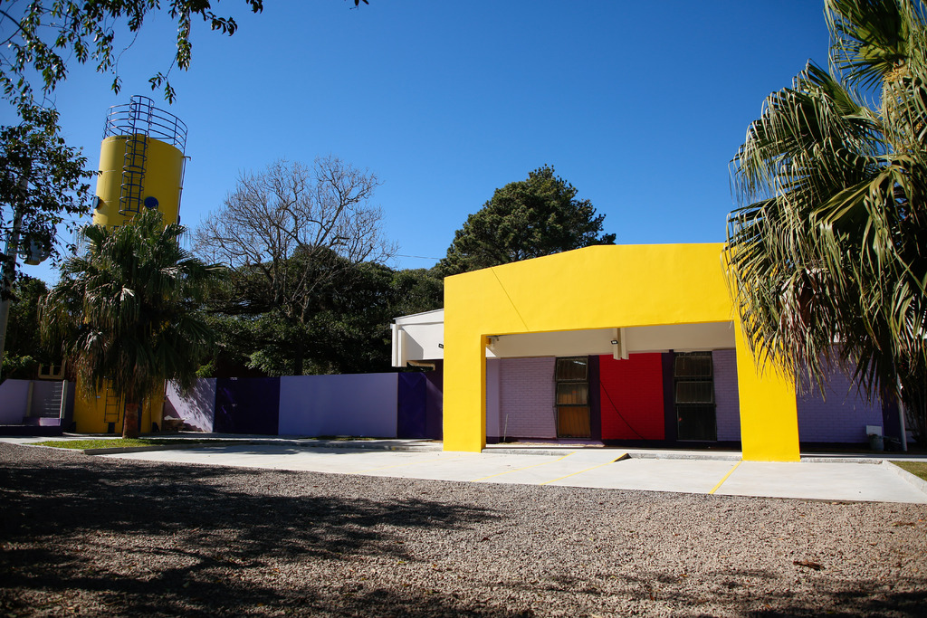 título imagem Obra da Casa da Criança está em torno de 98% concluída; cerca de 170 crianças estão sem ir à escola