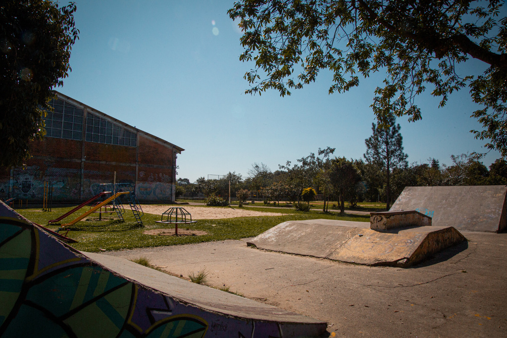 Galeria de imagens: Pista de skate da Praça Mariazinha Penna, na Tancredo Neves