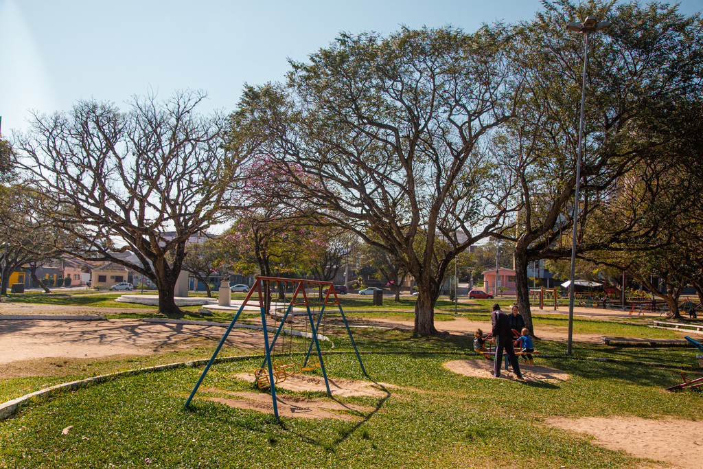 Galeria de imagens: Brinquedos da Praça do Mallet