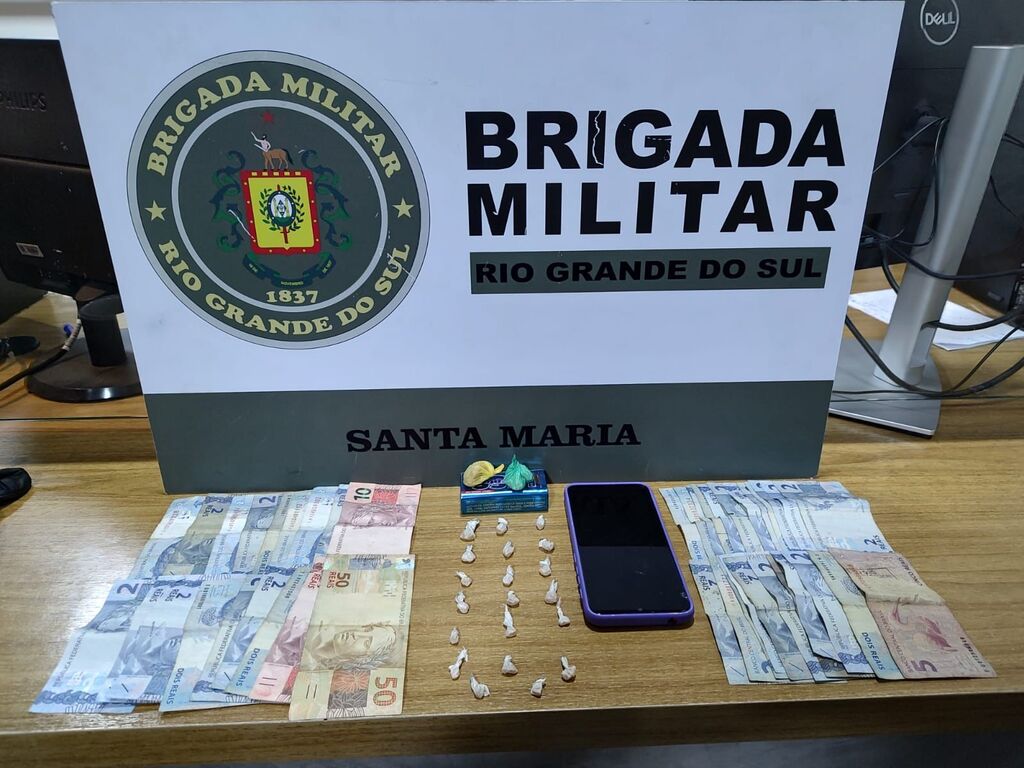 título imagem Adolescente de 15 anos é apreendida por tráfico de drogas no Bairro Carolina em Santa Maria