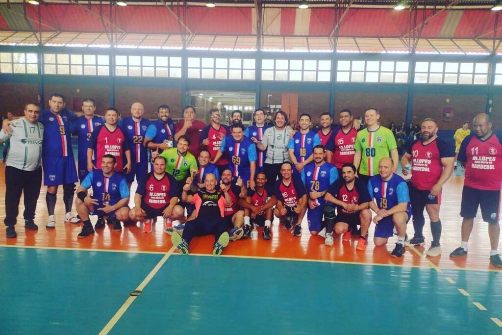 título imagem Com duas equipes de Santa Maria, handebol máster teve etapa estadual na cidade