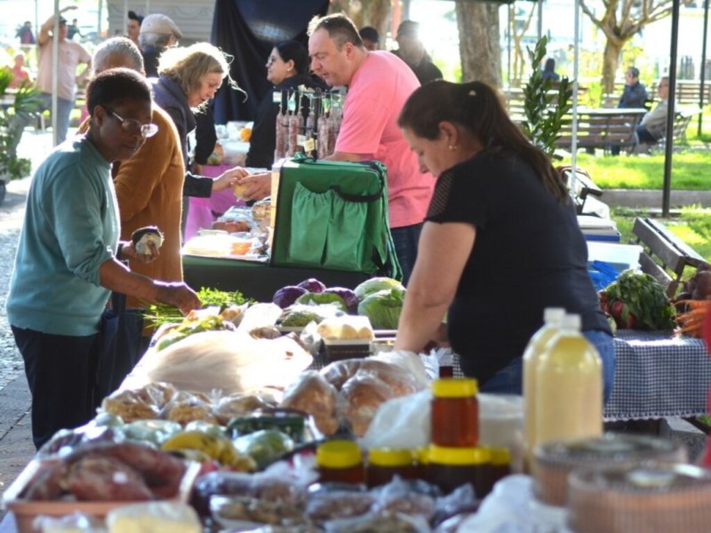 Mesmo com feriado, seis locais aguardam consumidores para as feiras de produtores da região central