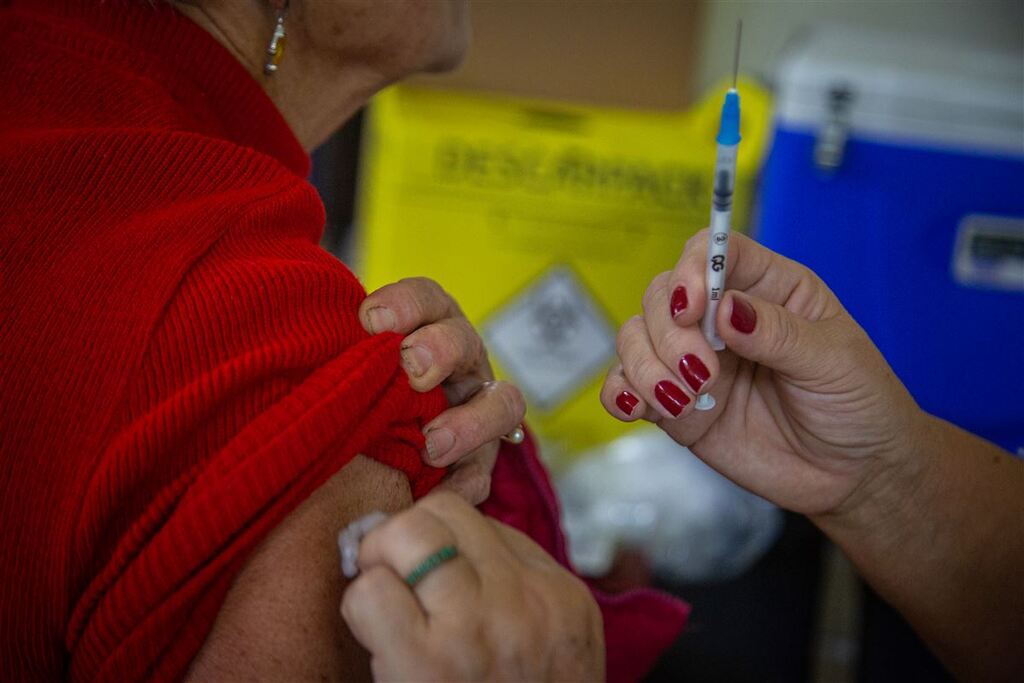 título imagem Doenças eliminadas por vacinas matavam mais que guerras mundiais