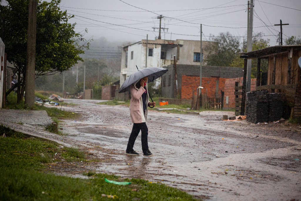 Chuva forte deve chegar ao Estado nas próximas horas; confira as regiões que apresentam riscos
