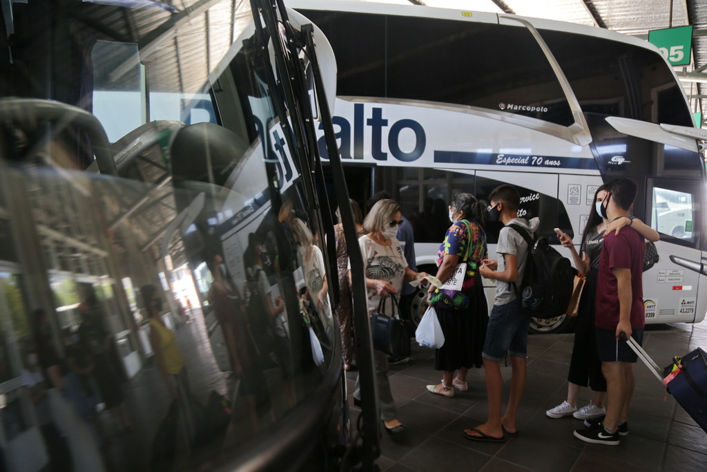título imagem Viagens de ônibus para o Sul do Estado começam a ser retomadas