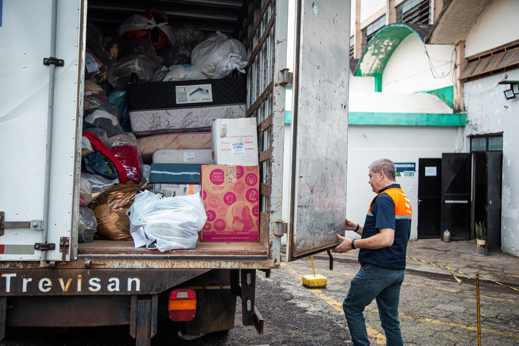 título imagem Santa Maria arrecadou cerca de 200 toneladas em doações para as vítimas das chuvas no Vale do Taquari; pontos de recolhimento alteram na segunda-feira