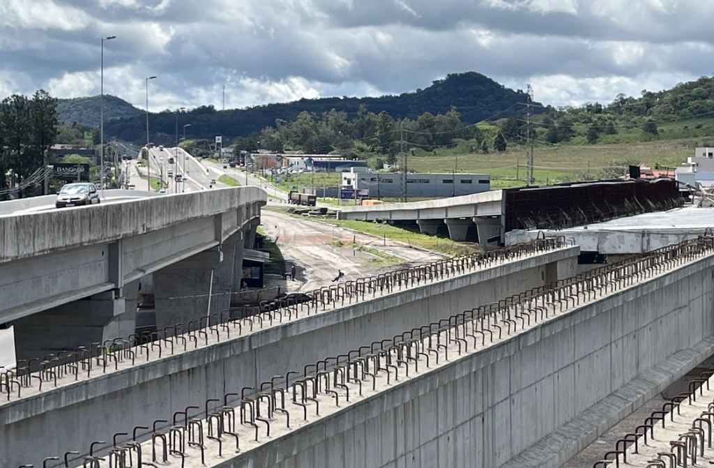 título imagem Dnit faz nova promessa: obra de duplicação da Travessia será retomada nas próximas semanas
