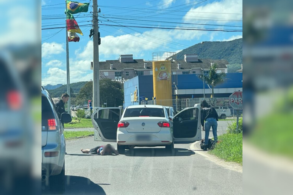 Polícia Civil prende dois suspeitos de cometerem homicídio em Agudo Polícia Civil prende dois suspeitos de cometerem homicídio em Agudo