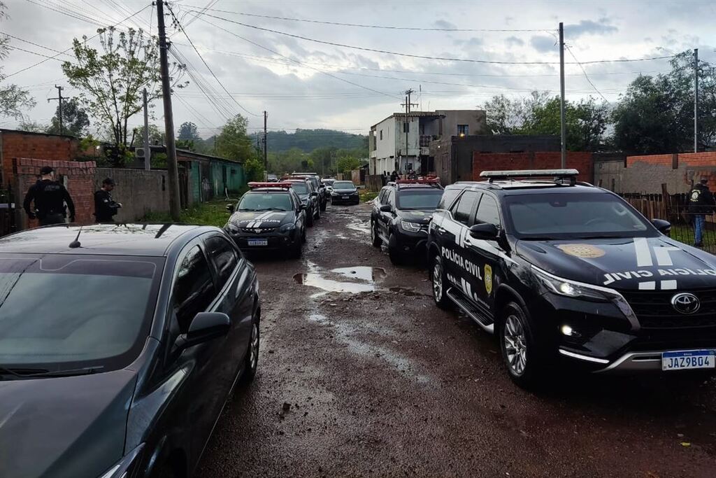 Foto: Polícia Civil - Dupla foi presa no Bairro KM-3, região leste de Santa Maria
