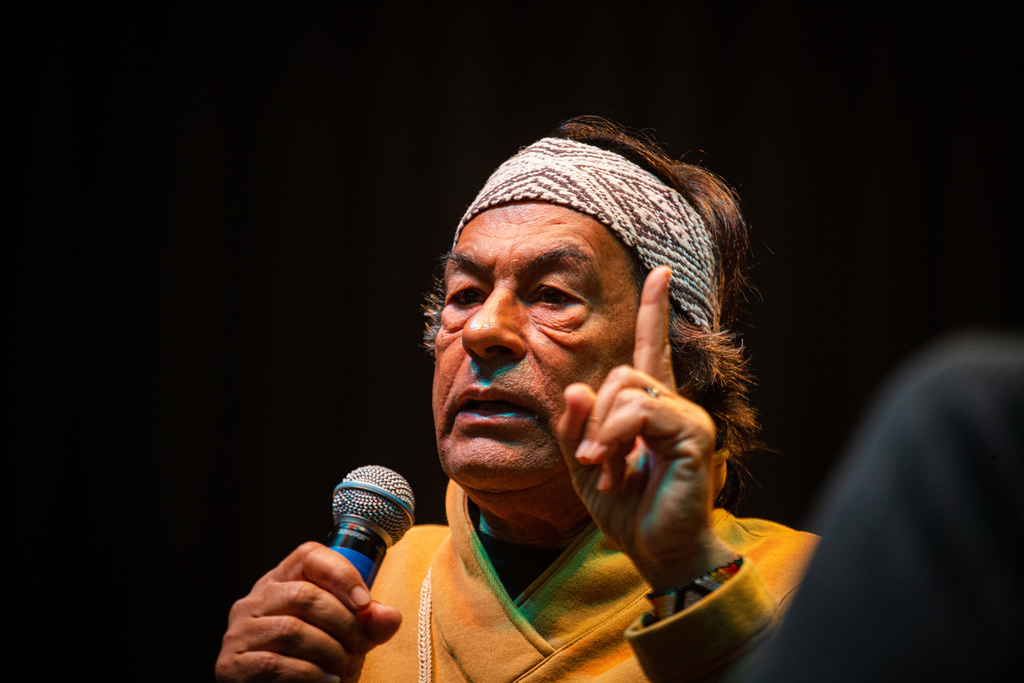 título imagem Escritor e ativista indígena Ailton Krenak é novo imortal da ABL