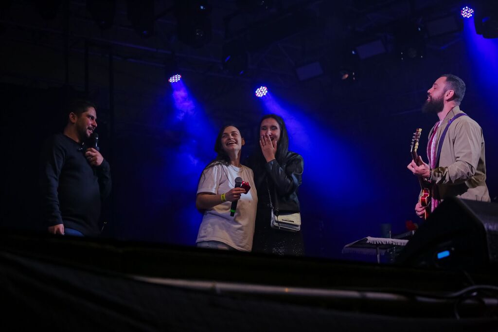 Show de Jorge e Mateus tem pedido de casamento no palco em Santa Maria