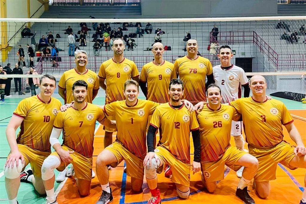 Santa-marienses garantem título de vôlei master na Serra Gaúcha