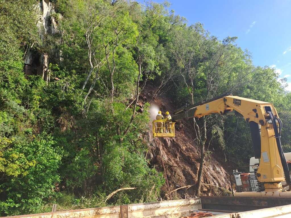 título imagem Dnit prevê liberação da BR-158 entre Santa Maria e Itaara nesta quinta