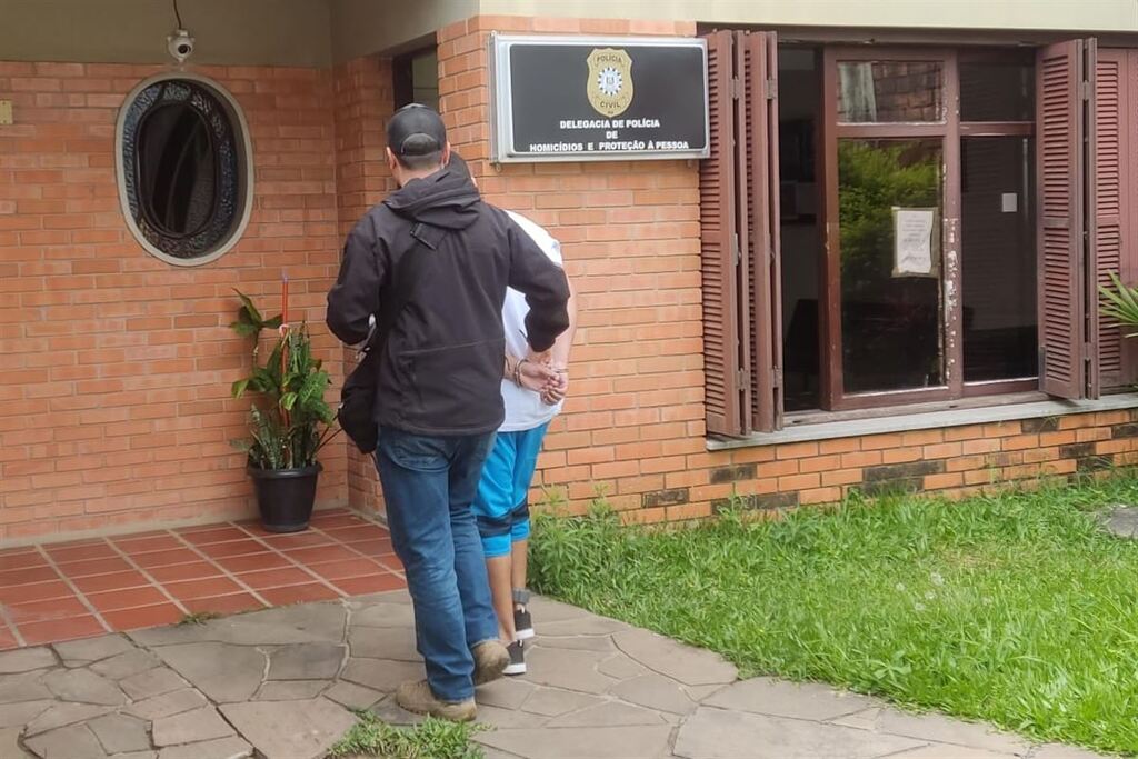 título imagem Preso suspeito do duplo homicídio no Bairro Urlândia em Santa Maria
