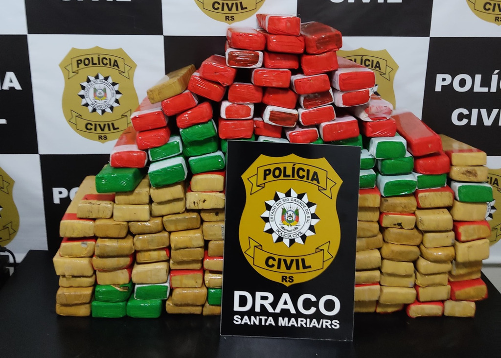 Homem é preso com mais de R$ 300 mil em maconha no distrito de Boca do Monte