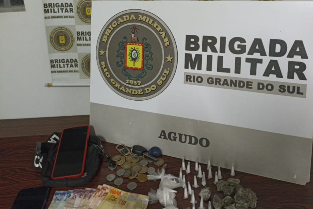 Dupla é presa por tráfico de entorpecentes em Agudo