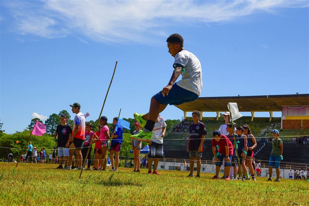 título imagem UFSM promove festival de atletismo para estudantes da rede básica de Santa Maria