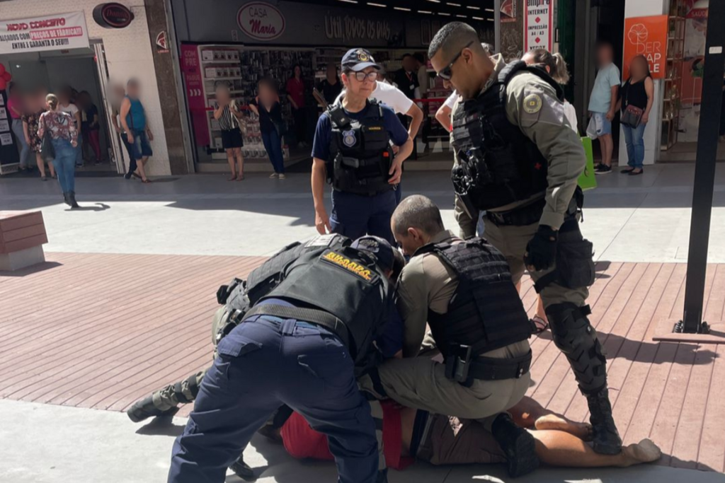 título imagem Foragido é capturado pela Brigada Militar no Calçadão de Santa Maria