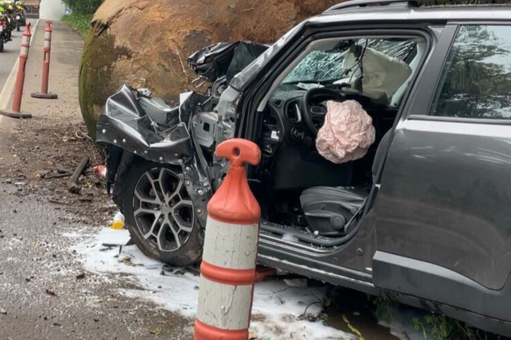 Morre homem que colidiu contra rocha na BR-158; Dnit reforça a sinalização na área