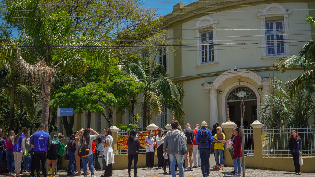 título imagem Segunda prova do Enem ocorre neste domingo; confira as dicas para ter um bom desempenho