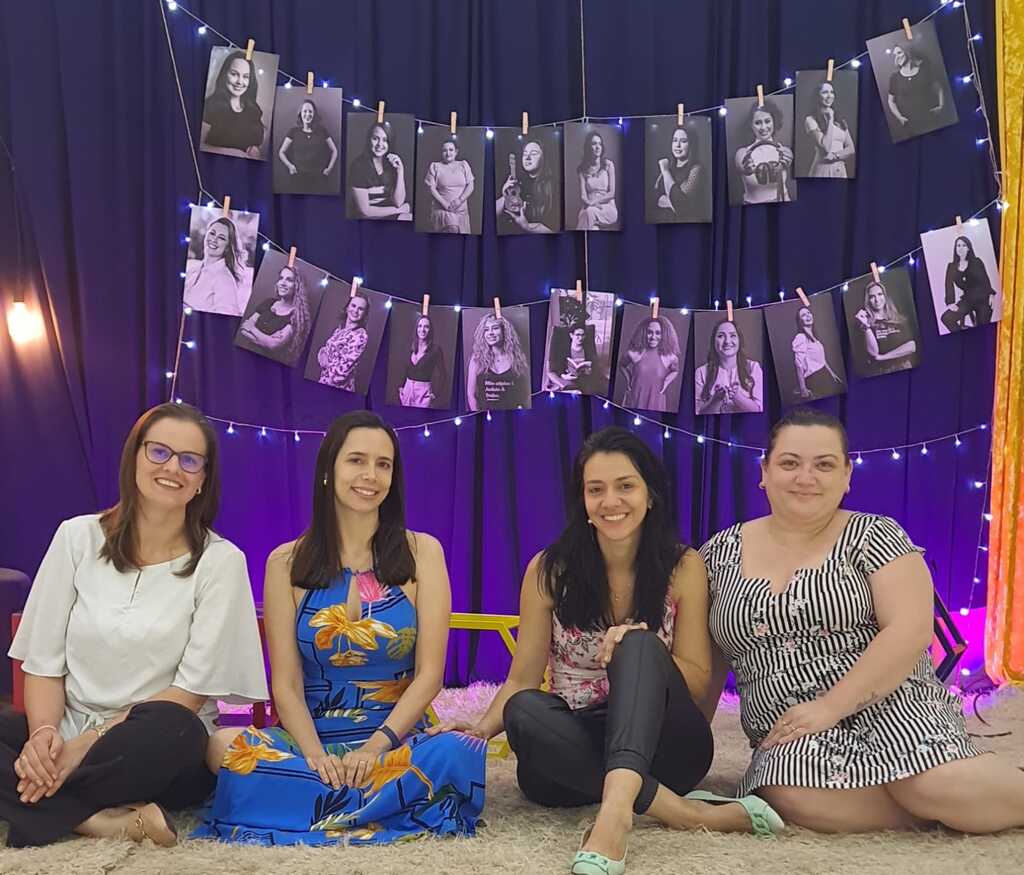 Galeria de imagens: Na foto: Graciele Berthold Benedetti (à esq.), Jaqueline Cappelaro Rossi, Patrícia Kraetzig Azevedo e Rossana Castro