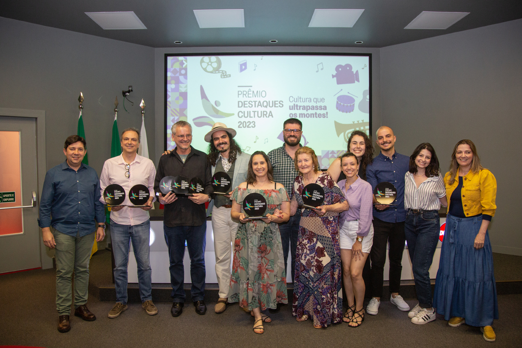 título imagem Destaques da Cultura 2023 são premiados nesta terça-feira na sede do Diário