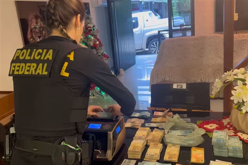 título imagem Polícia Federal cumpre 160 medidas judiciais para repressão à lavagem de capitais e descaminho de mercadorias