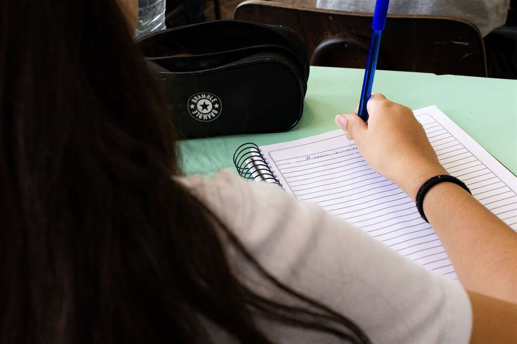 título imagem Estão abertas as inscrições para turmas de EJA em 2024
