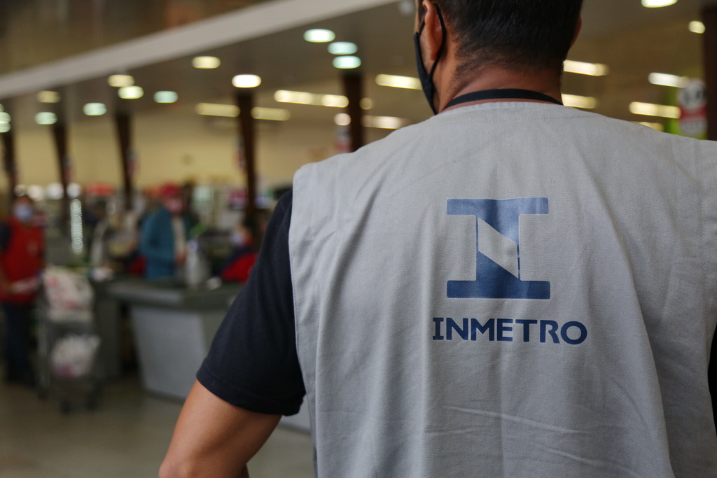título imagem Inmetro publica edital de concurso com salário de R$ 8,7 mil; RS tem local de aplicação de provas