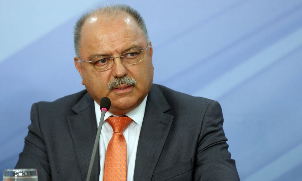 “É difícil adivinhar a cabeça de um ditador populista”, diz ex-ministro Sérgio Etchegoyen sobre impasse entre Venezuela e Guiana