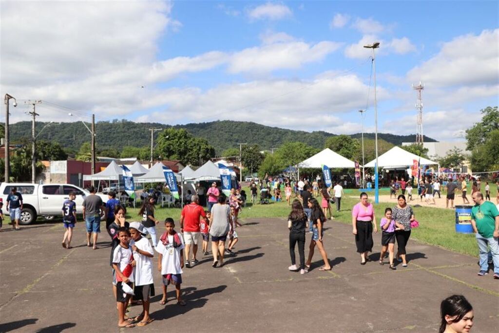título imagem 2ª edição do Viva a Praça promove integração no Bairro Salgado Filho
