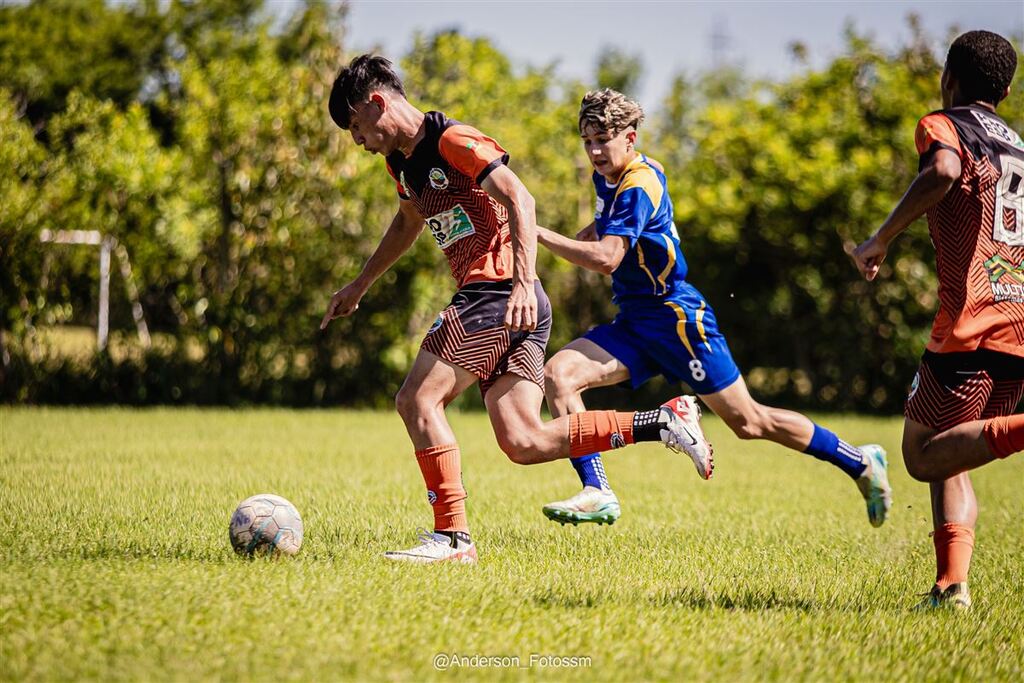 Novo Horizonte vence uma e perde outra na Copa Regional de Base