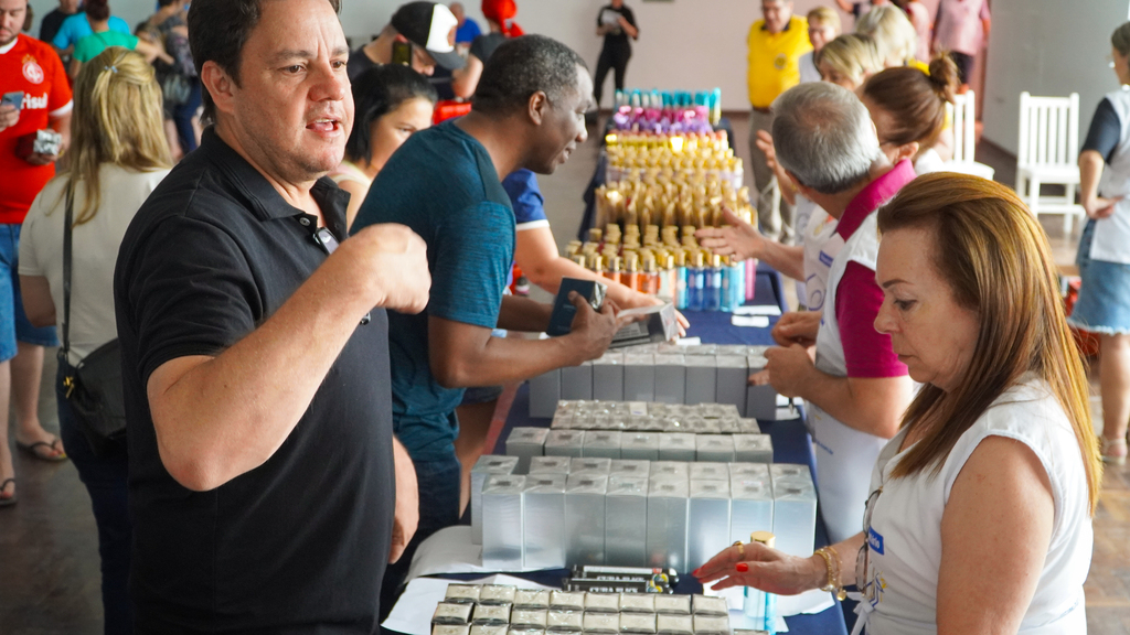 Segunda edição de bazar solidário com produtos apreendidos pela Receita Federal deve ser realizada só em 2025 Segunda edição de bazar solidário com produtos apreendidos pela Receita Federal deve ser realizada só em 2025