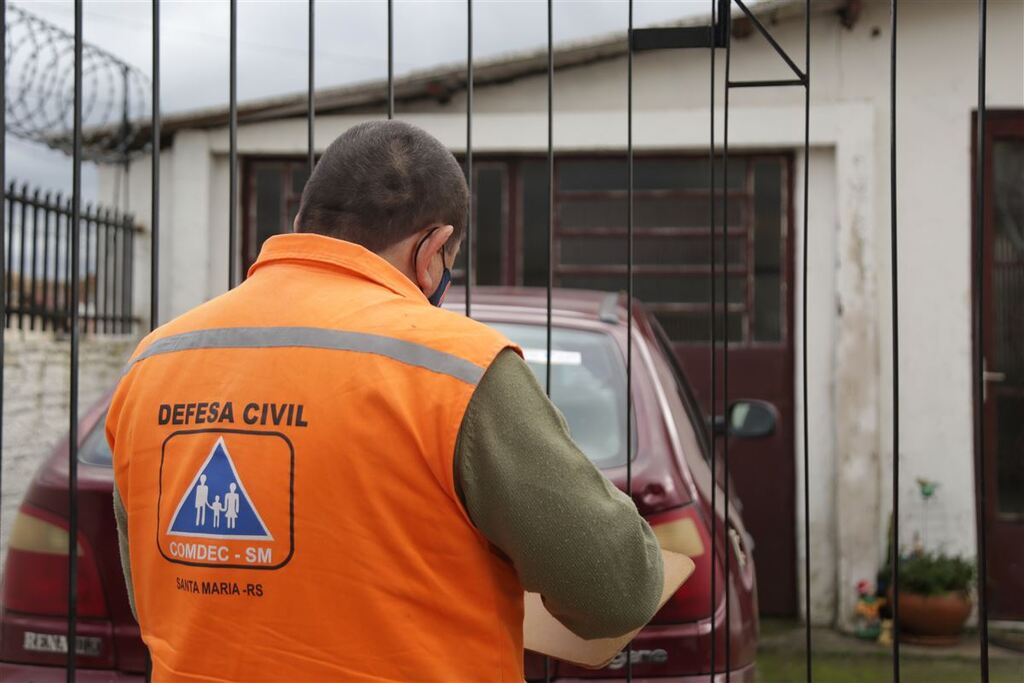 título imagem Localidades da Região Central seguem sem luz dois dias após temporal