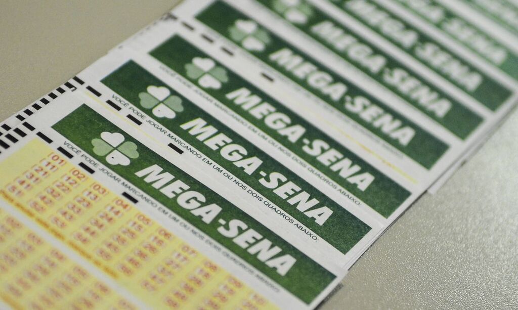 título imagem Mega-Sena acumula e prêmio vai a R$ 6,5 milhões