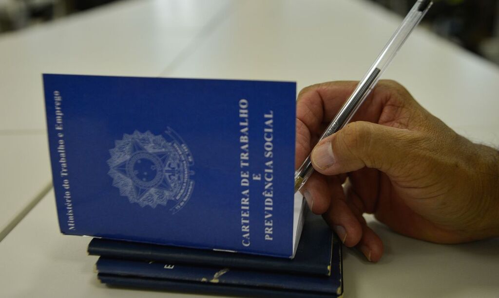 Unidade Móvel do Sine oferece 467 vagas de emprego no Litoral Norte