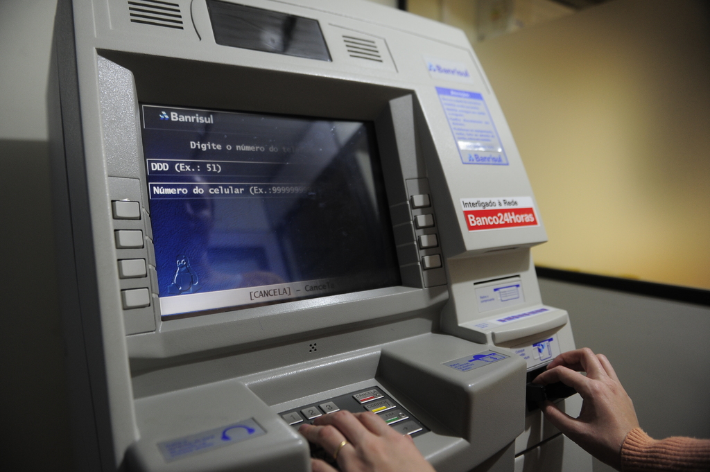 Transações via DOC terminam na próxima segunda-feira