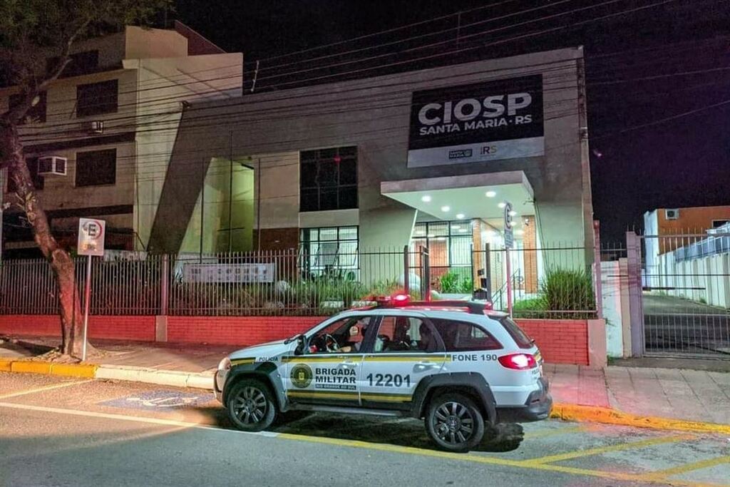 título imagem Homem é preso após ameaçar de morte a cunhada em Santa Maria
