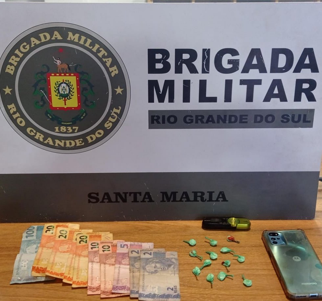 Jovem é preso por tráfico de drogas em Santa Maria