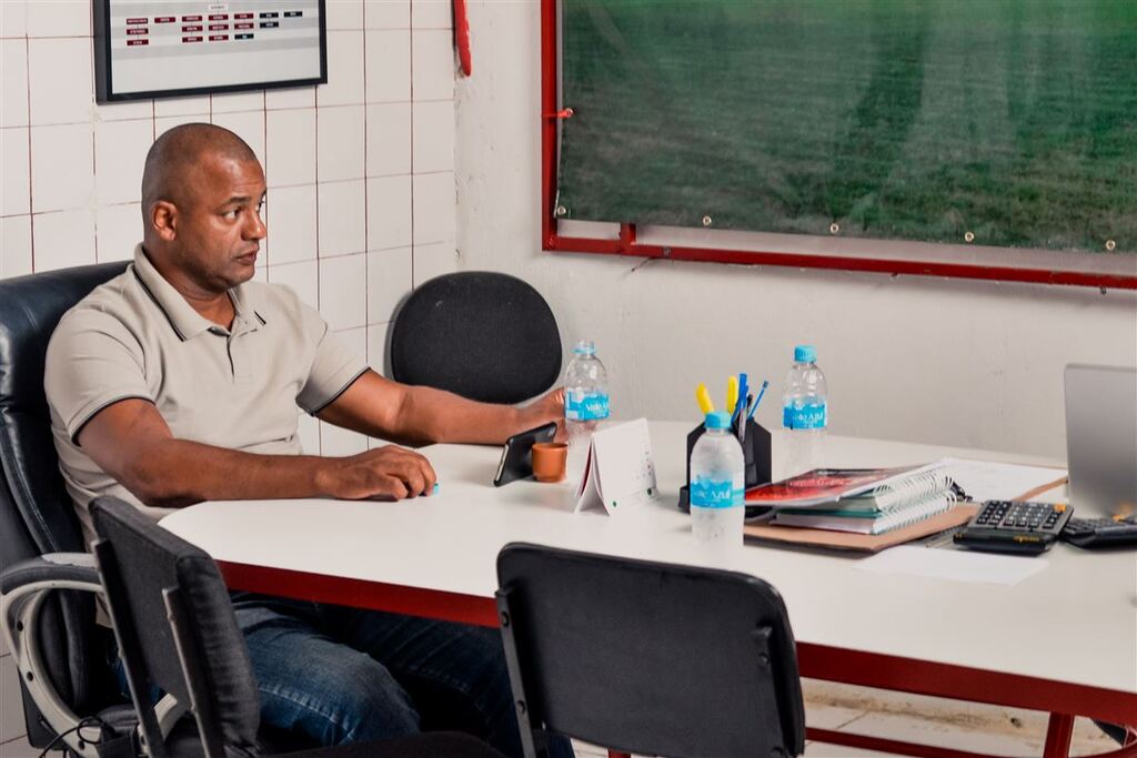 título imagem Técnico Daniel Franco está em Santa Maria e será o entrevistado do Papo D Esporte desta sexta-feira