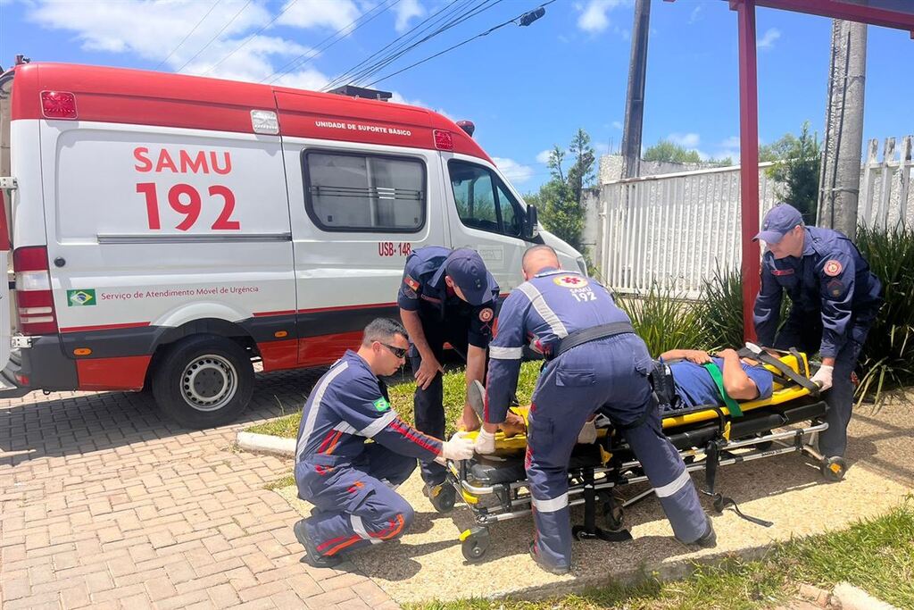 título imagem Motociclista fica ferido ao cair na RSC-287 em Santa Maria